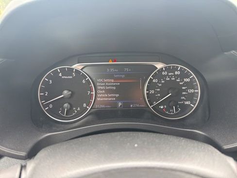 Used 2025 Nissan Altima 2.5 SV image 19