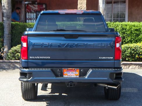 Used 2021 Chevrolet Silverado 1500 Custom AWD/4WD image 7