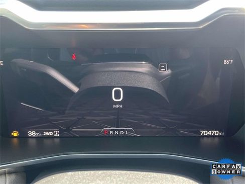 Used 2023 GMC Canyon Denali w/ Denali Black Edition image 18