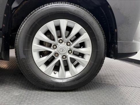 Used 2016 Lexus GX 460 image 31