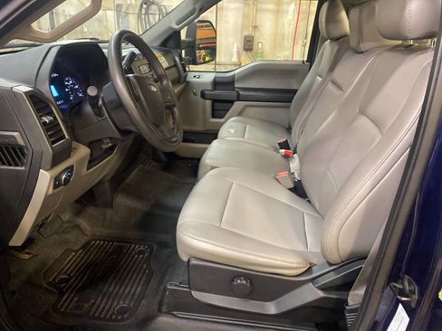 Used 2019 Ford F550 2WD Regular Cab Super Duty image 14