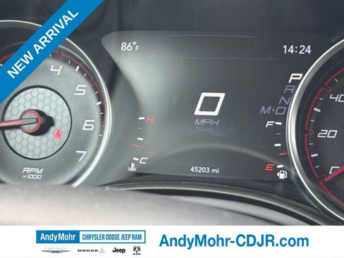 Used 2023 Dodge Charger SXT RWD image 9