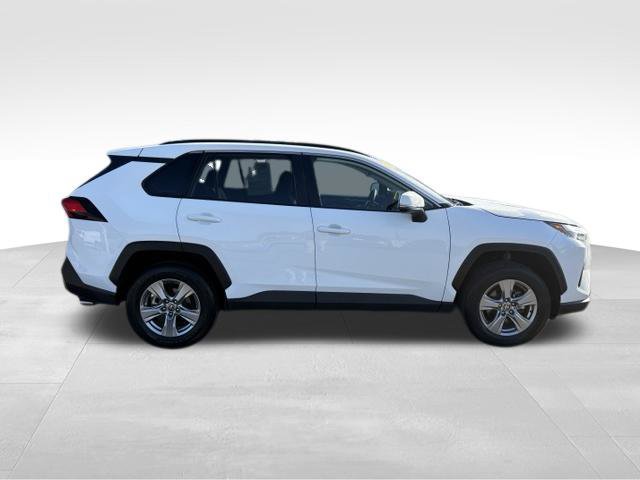 Used 2024 Toyota RAV4 XLE w/ Convenience Package FWD image 9