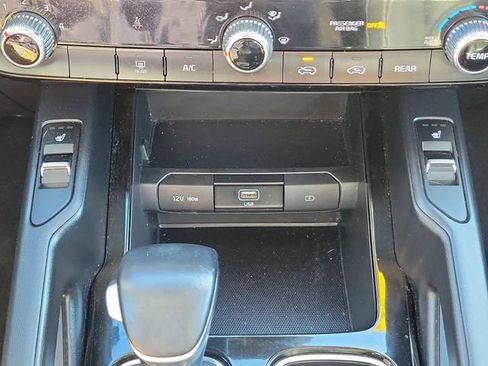Used 2021 Kia Telluride S image 34