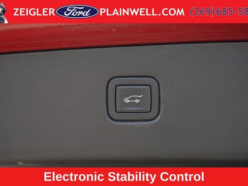 Used 2023 Chevrolet Blazer LT w/ LPO, Floor Liner Package FWD image 11