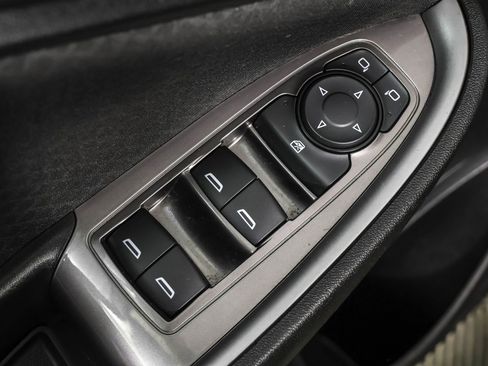 Used 2020 Chevrolet Malibu RS image 33