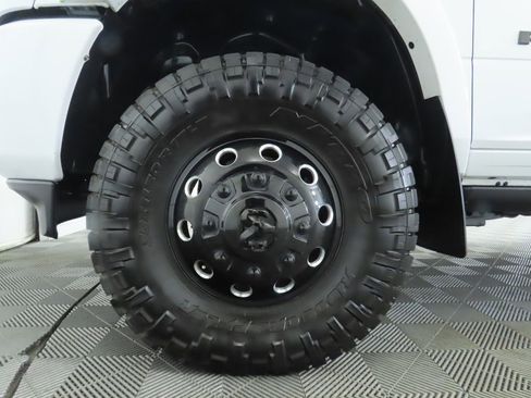 Used 2024 RAM 3500 Limited image 31