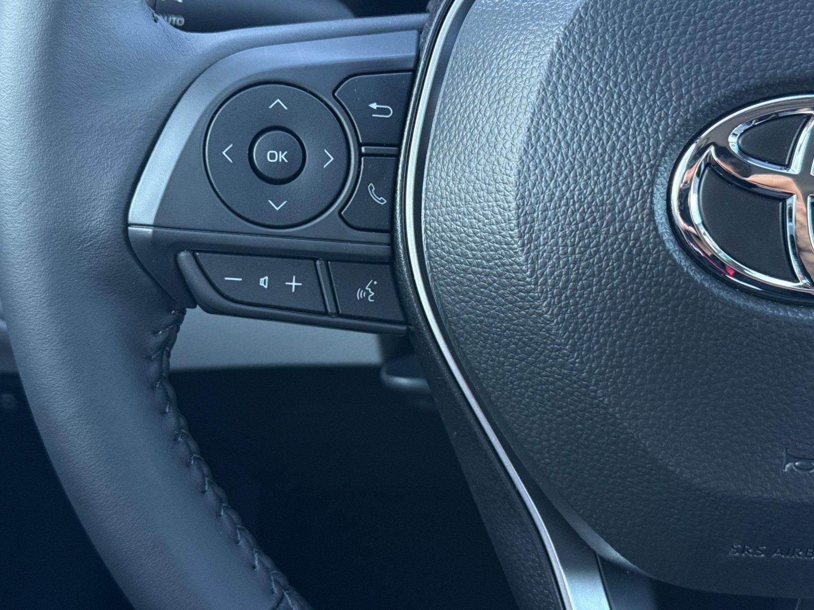 New 2026 Toyota Corolla Cross LE FWD image 26