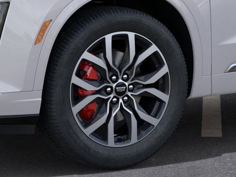 New 2025 Cadillac XT6 Sport w/ Technology Package image 40