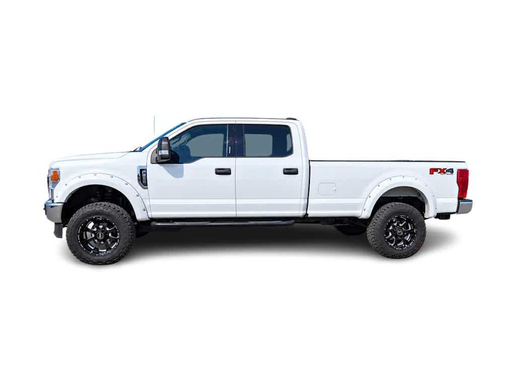 Used 2022 Ford F350 XLT w/ XLT Value Package AWD/4WD image 3