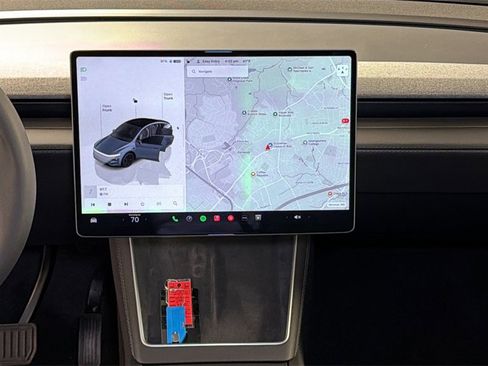 Used 2026 Tesla Model Y Long Range image 18