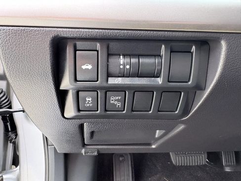 Used 2015 Subaru Legacy 2.5i Limited w/ Popular Package #4 AWD/4WD image 17