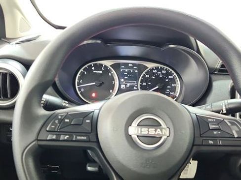 Used 2025 Nissan Versa S w/ Trunk Package FWD image 13