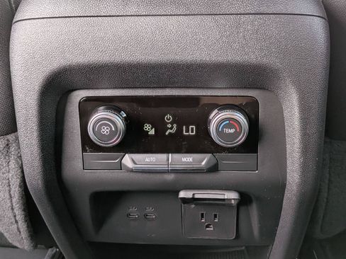 New 2026 GMC Acadia Elevation w/ LPO, All-Weather Package AWD/4WD image 22