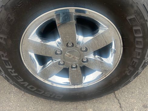 Used 2012 GMC Canyon SLE image 10