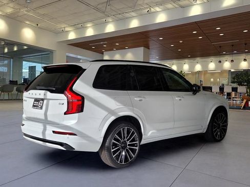 New 2026 Volvo XC90 B6 Ultra w/ Lounge Package AWD/4WD image 7