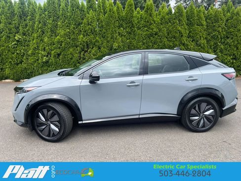Used 2023 Nissan Ariya AWD image 5