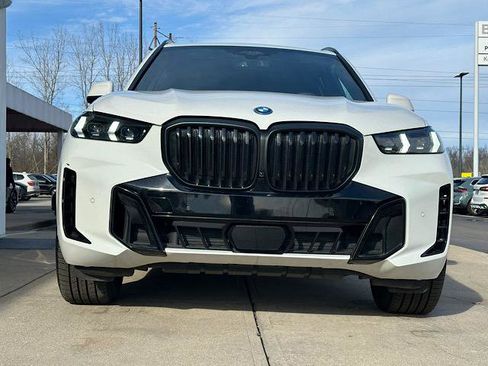 Certified 2024 BMW X5 xDrive50e w/ M Sport Package image 2