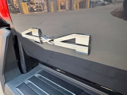 Used 2024 Toyota Tacoma SR image 30