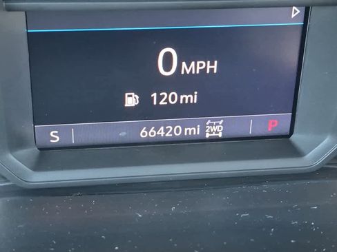 Used 2021 GMC Sierra 1500 SLT w/ SLT Premium Package image 17