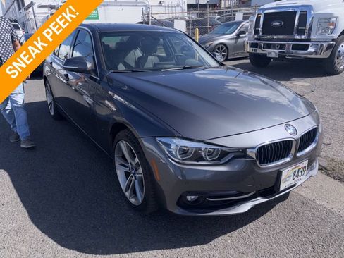 Used 2017 BMW 330e RWD image 1