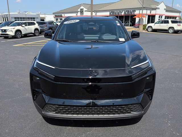 Used 2026 Toyota C-HR AWD/4WD image 2