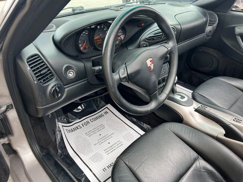 Used 2002 Porsche Boxster image 17