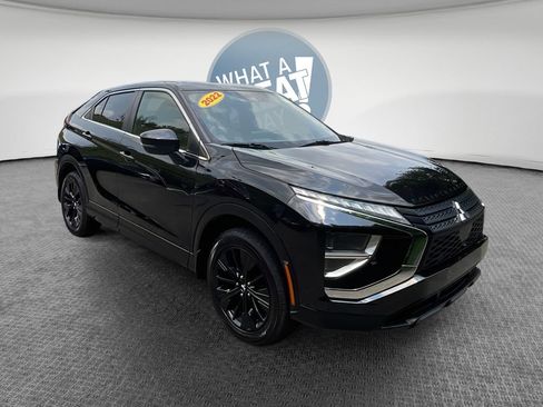 Used 2022 Mitsubishi Eclipse Cross LE AWD/4WD image 1