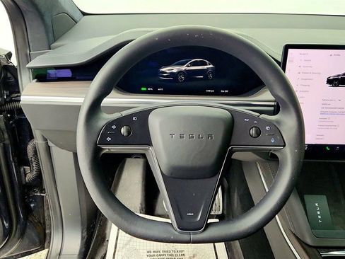 Used 2023 Tesla Model X AWD image 13