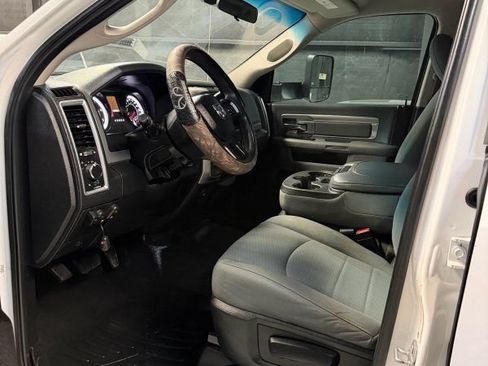 Used 2018 RAM 2500 SLT AWD/4WD image 10