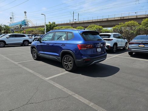 Certified 2023 Volkswagen Taos S FWD image 7