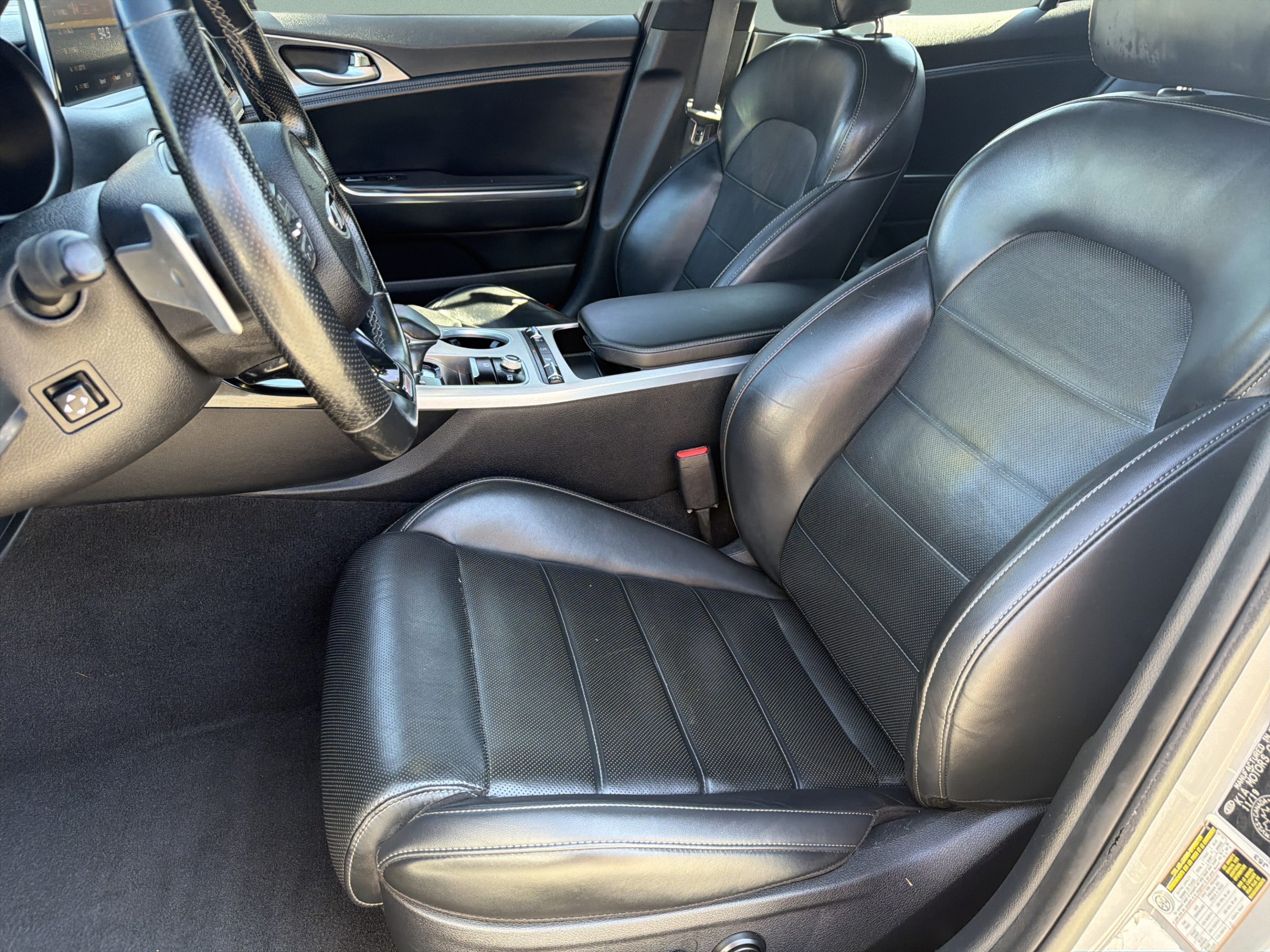 Used 2020 Kia Stinger GT2 AWD/4WD image 18