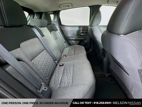 Certified 2025 Nissan Kicks SV AWD/4WD image 23