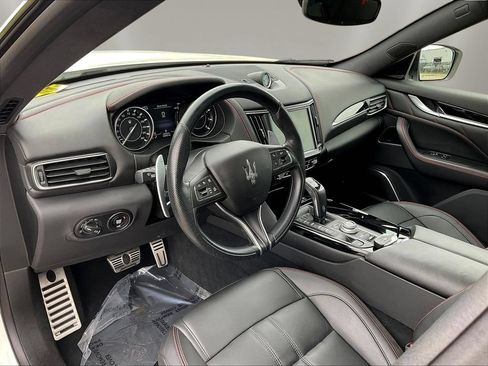 Used 2024 Maserati Levante Modena Ultima AWD/4WD image 17
