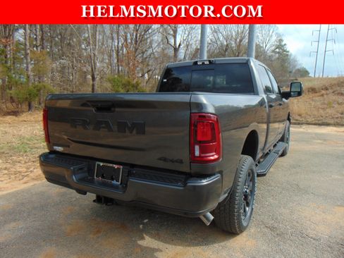 New 2026 RAM 2500 Big Horn AWD/4WD image 18