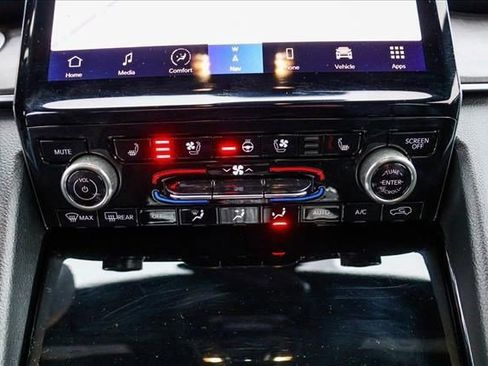 Used 2022 Jeep Grand Cherokee Overland AWD/4WD image 20