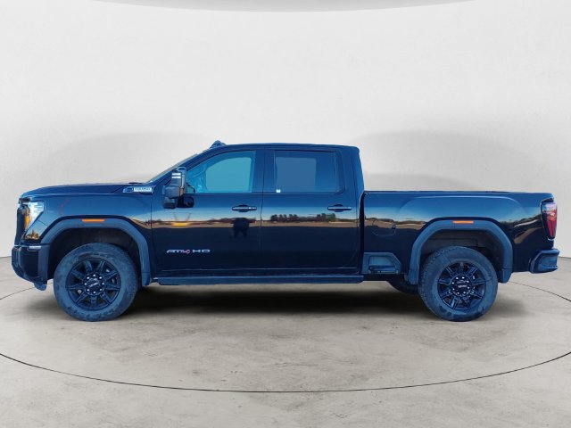 Used 2024 GMC Sierra 2500 AT4 w/ AT4 Premium Plus Package AWD/4WD image 8