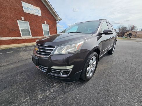 Used 2016 Chevrolet Traverse LTZ image 2
