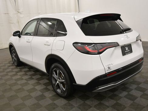 Certified 2024 Honda HR-V EX-L image 5