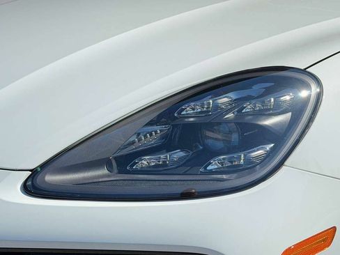 Certified 2019 Porsche Cayenne Turbo image 26