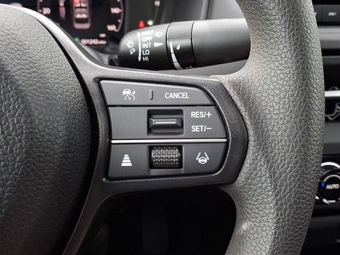 Used 2025 Honda Accord SE image 23