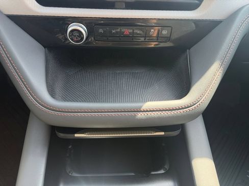 Used 2025 Ford Explorer Active RWD image 22