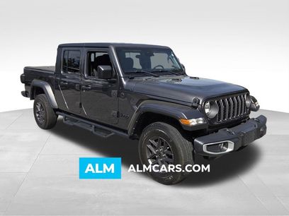 Used 2024 Jeep Gladiator Sport