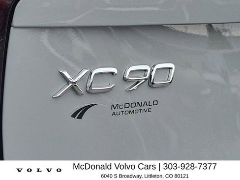 New 2026 Volvo XC90 T8 Ultra w/ Protection Package Premier AWD/4WD image 16