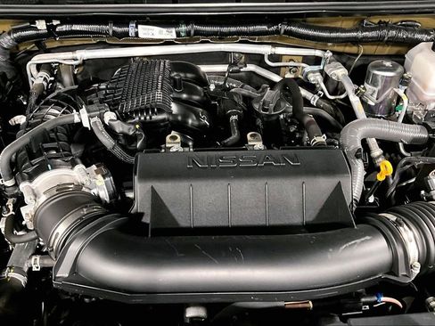 Used 2025 Nissan Frontier S w/ S Utility Package image 42