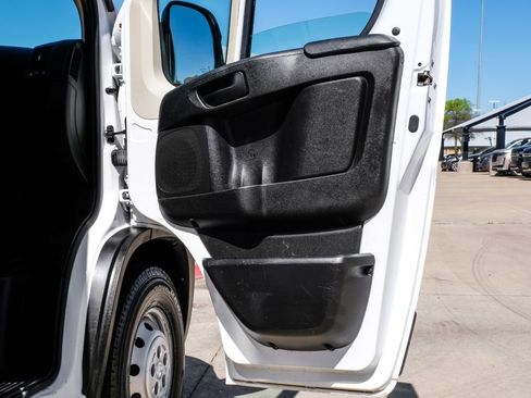 Used 2021 RAM ProMaster 2500 image 37