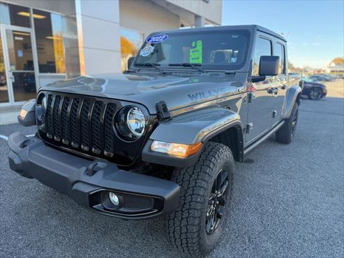 Certified 2022 Jeep Gladiator Sport image 5