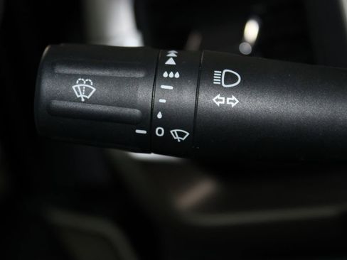 Used 2023 Ford F150 XLT AWD/4WD image 38