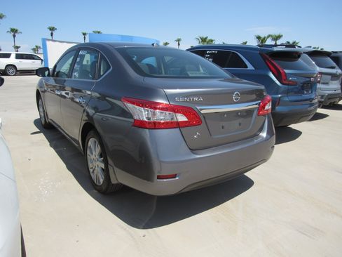 Used 2015 Nissan Sentra SL FWD image 4