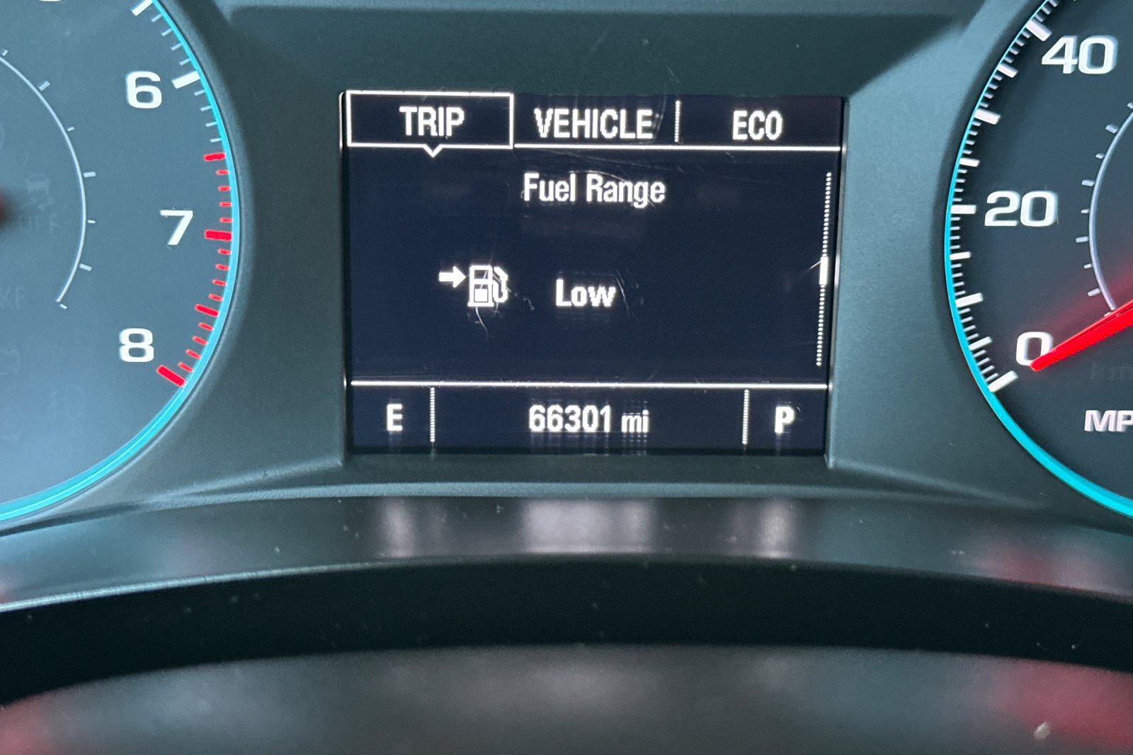 Used 2020 Chevrolet Traverse LS FWD image 35